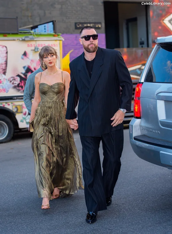 Taylor Swift photo 6 of 4190