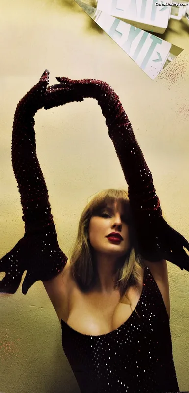 Taylor Swift photo 3 of 4190