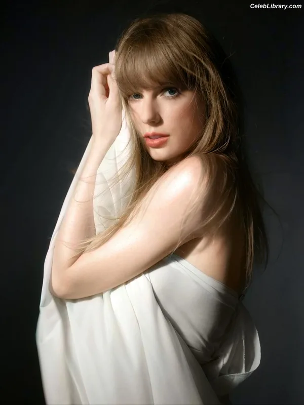 Taylor Swift photo 6 of 4190