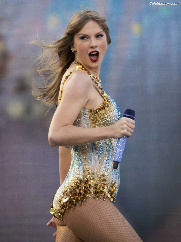 Taylor Swift photo 11 of 4190