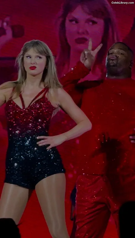 Taylor Swift photo 6 of 4190