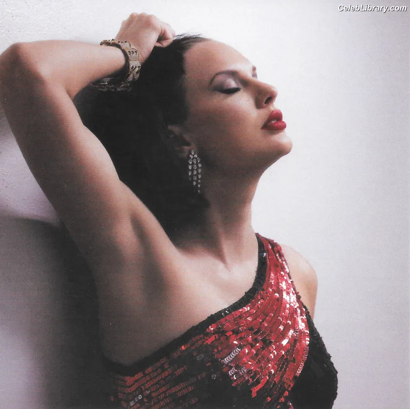 Taylor Swift photo 19 of 4190