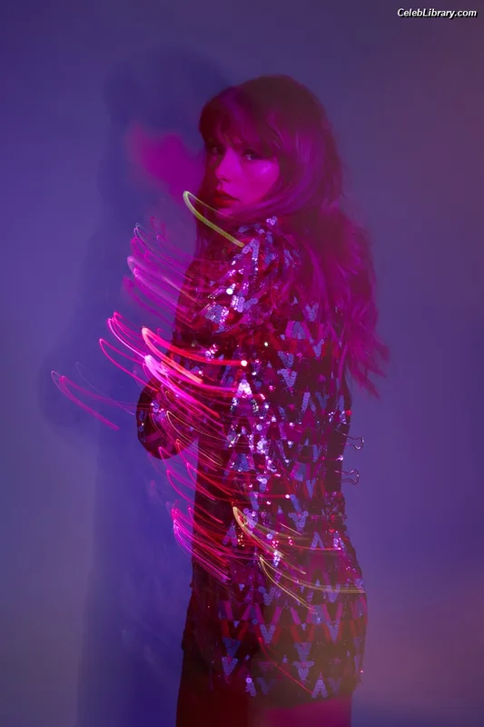 Taylor Swift photo 11 of 4190