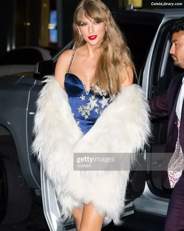 Taylor Swift photo 6 of 4190