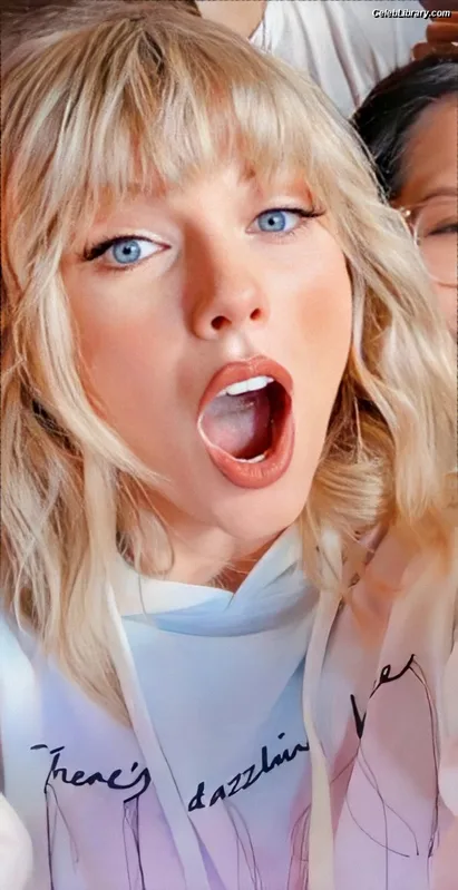Taylor Swift photo 24 of 4190