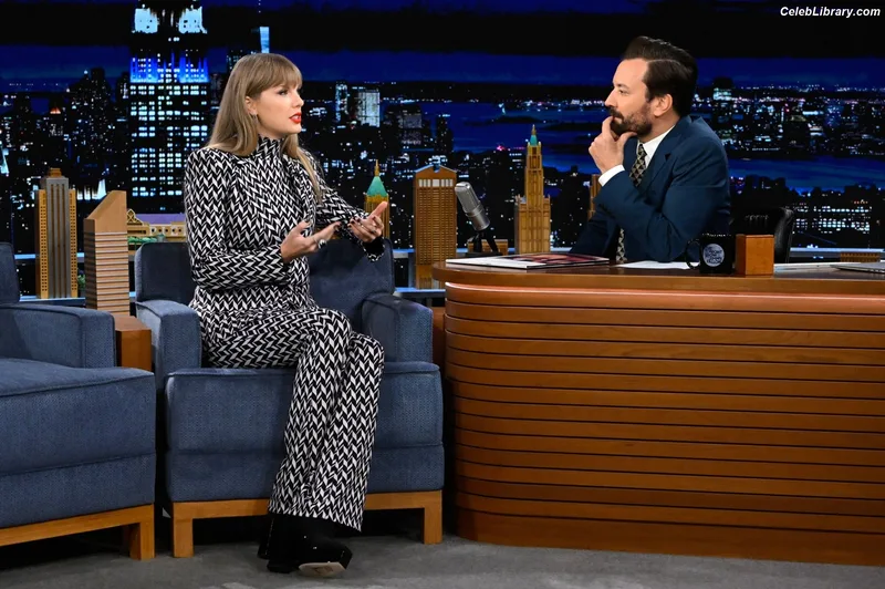 Taylor Swift photo 5 of 4190