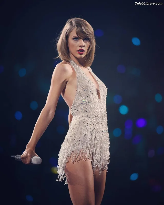 Taylor Swift photo 19 of 4190