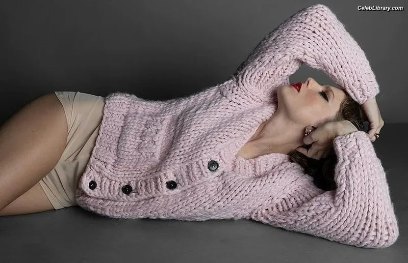 Taylor Swift photo 1 of 4190