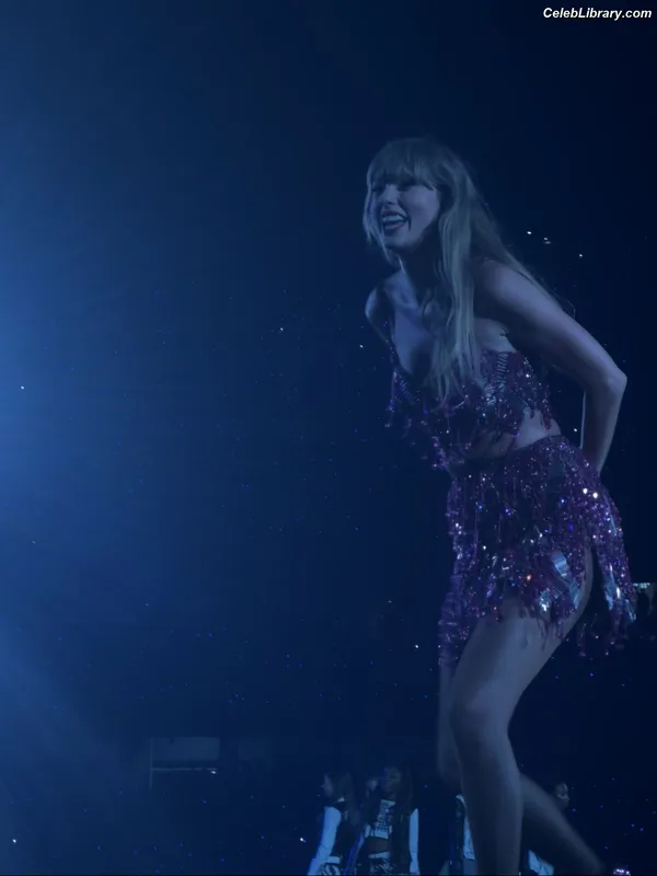 Taylor Swift photo 19 of 4190