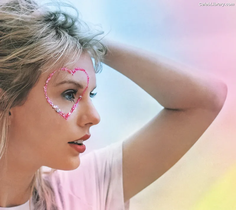Taylor Swift photo 7 of 4190