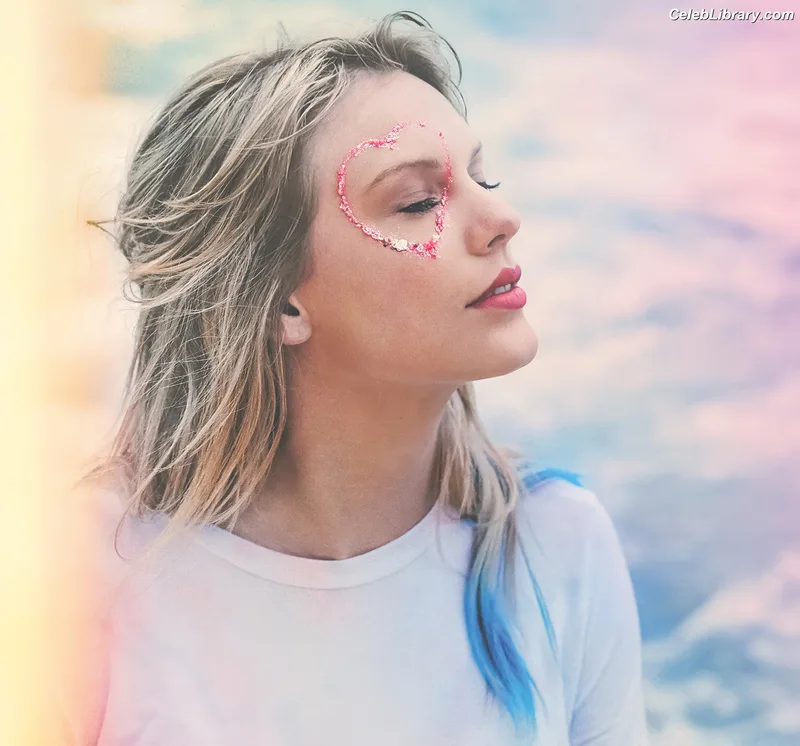 Taylor Swift photo 8 of 4190