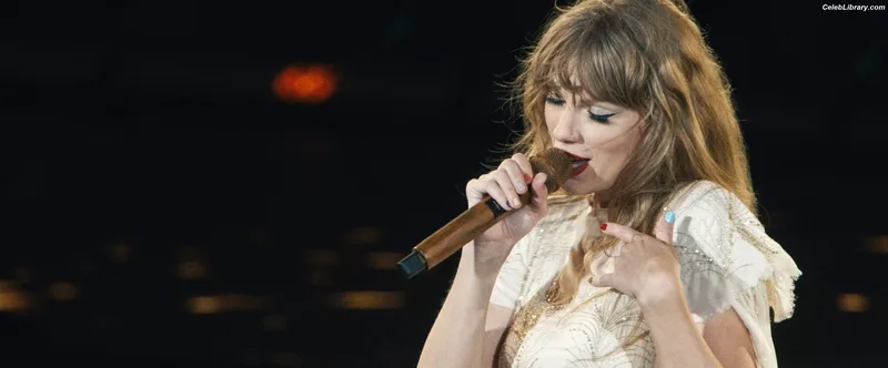 Taylor Swift photo 5 of 4190