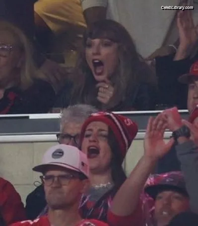 Taylor Swift photo 18 of 4190