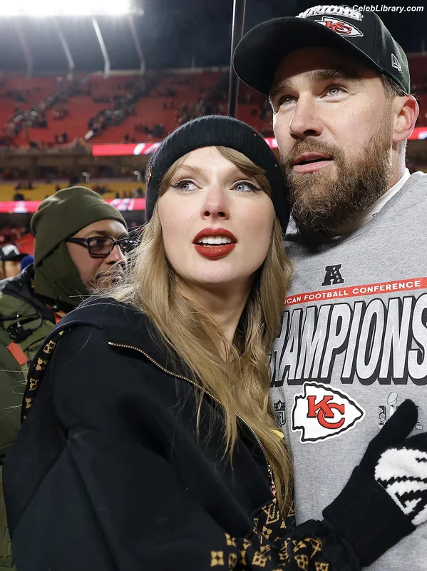 Taylor Swift photo 17 of 4190
