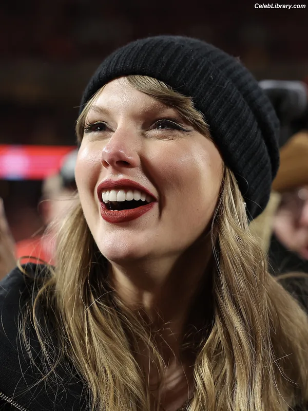 Taylor Swift photo 19 of 4190