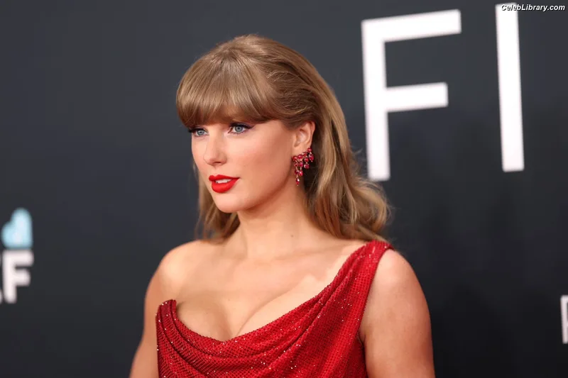 Taylor Swift photo 7 of 4190