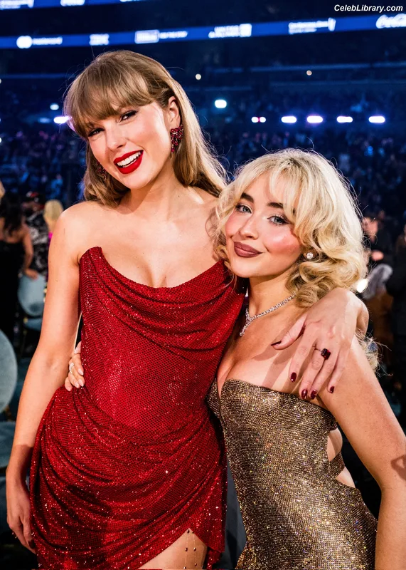 Taylor Swift photo 20 of 4190