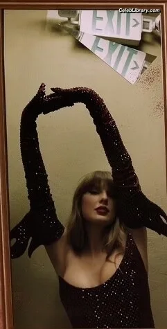Taylor Swift photo 12 of 4190