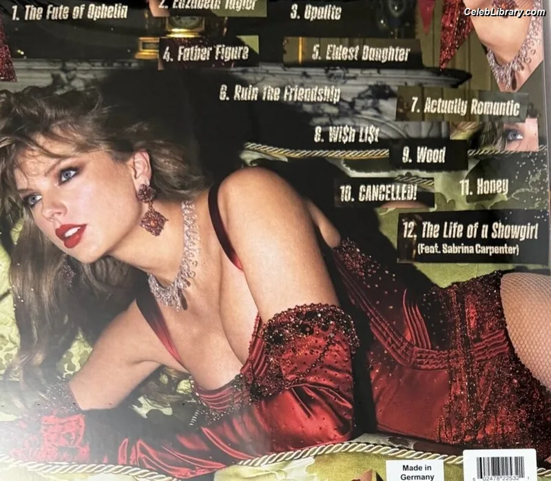 Taylor Swift photo 1 of 4190