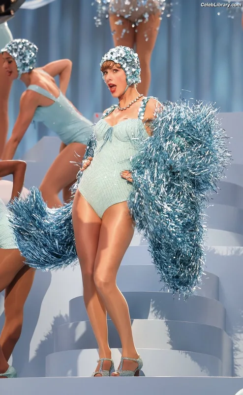 Taylor Swift photo 22 of 4190
