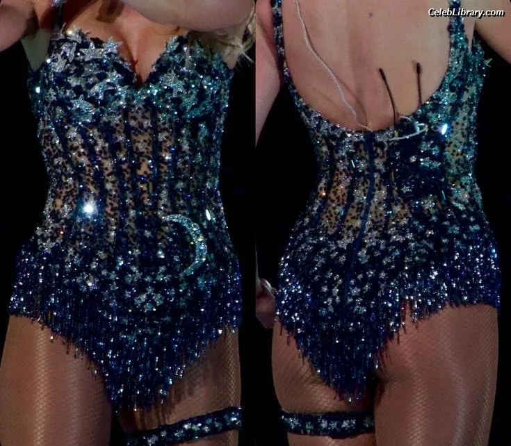 Taylor Swift photo 3 of 4190