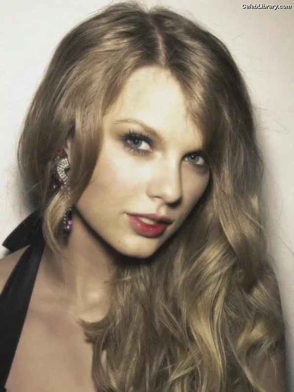 Taylor Swift photo 4 of 4190