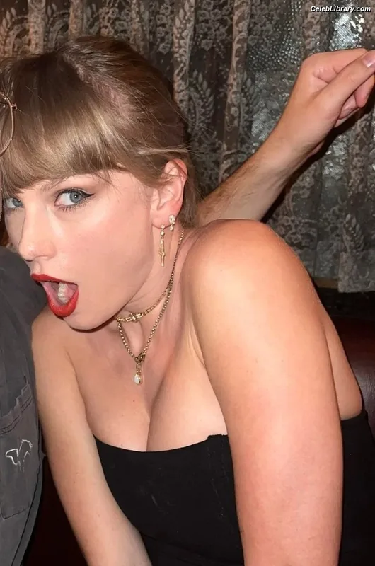 Taylor Swift photo 4 of 4190