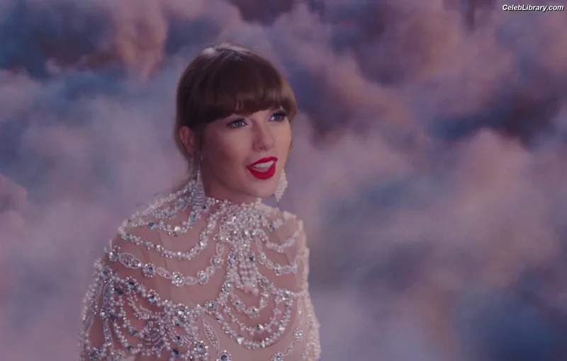 Taylor Swift photo 7 of 4190