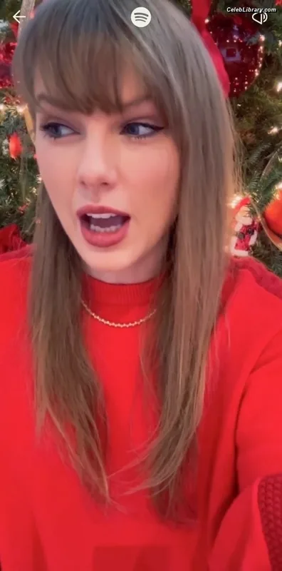 Taylor Swift photo 22 of 4190