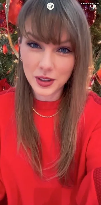 Taylor Swift photo 9 of 4190