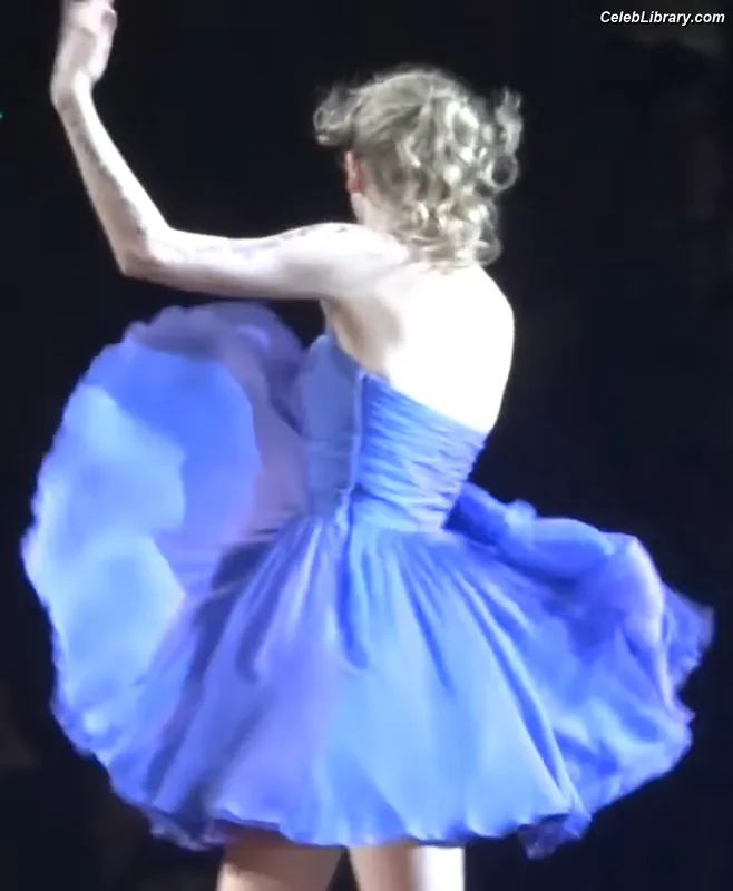 Taylor Swift photo 21 of 4190