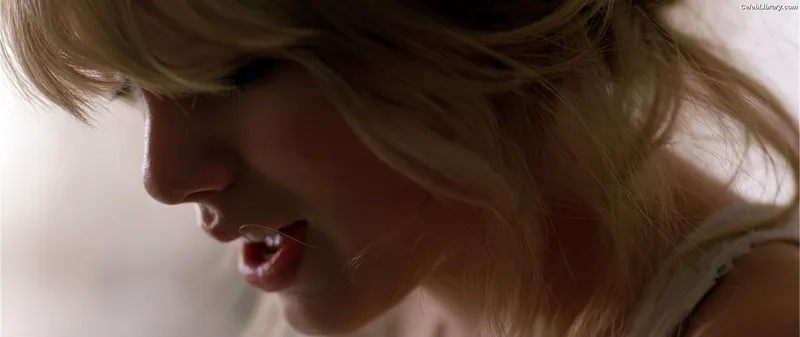 Taylor Swift photo 6 of 4190