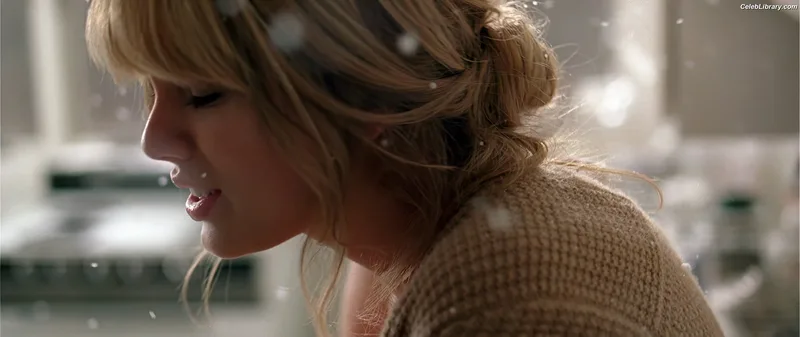 Taylor Swift photo 8 of 4190