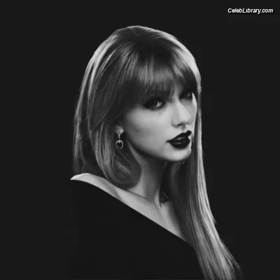 Taylor Swift photo 23 of 4190