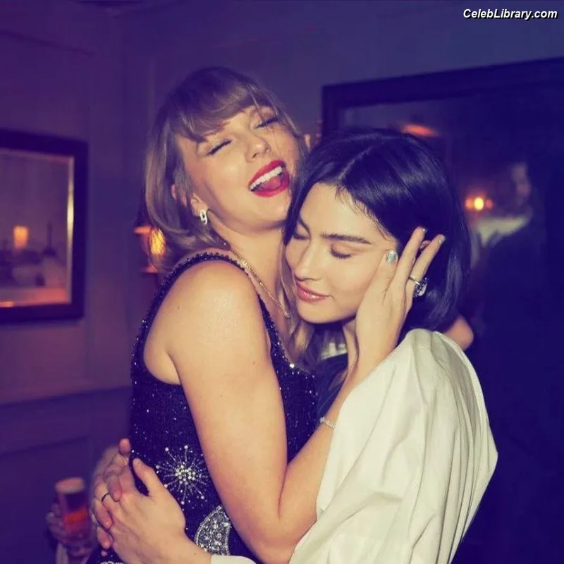 Taylor Swift photo 5 of 4190