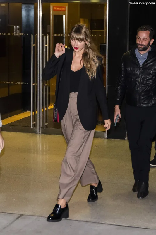Taylor Swift photo 5 of 4190