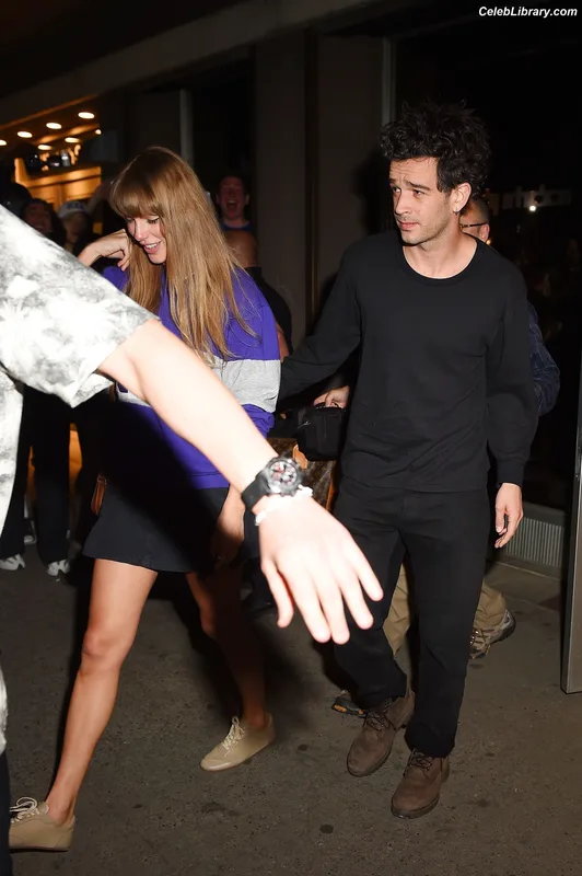 Taylor Swift photo 23 of 4190