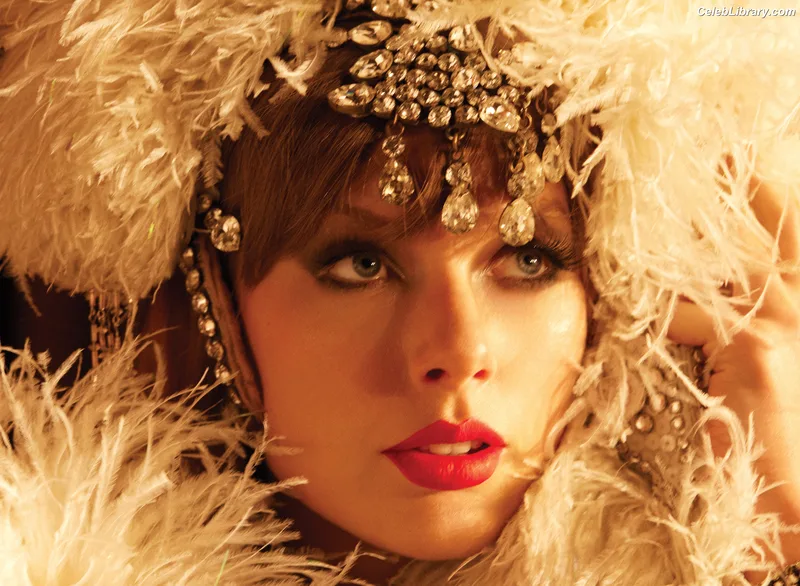 Taylor Swift photo 13 of 4190