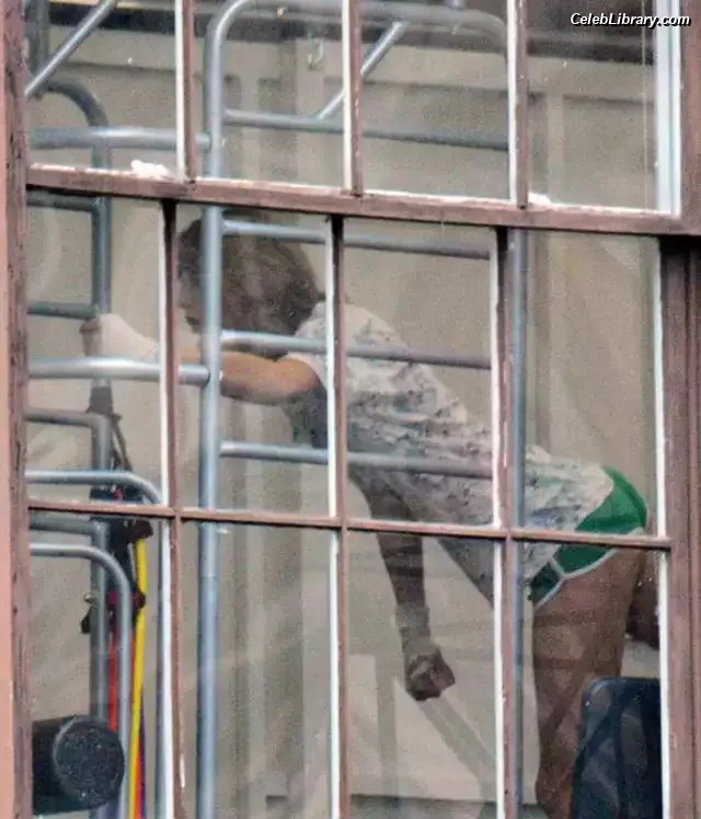 Taylor Swift photo 9 of 4190