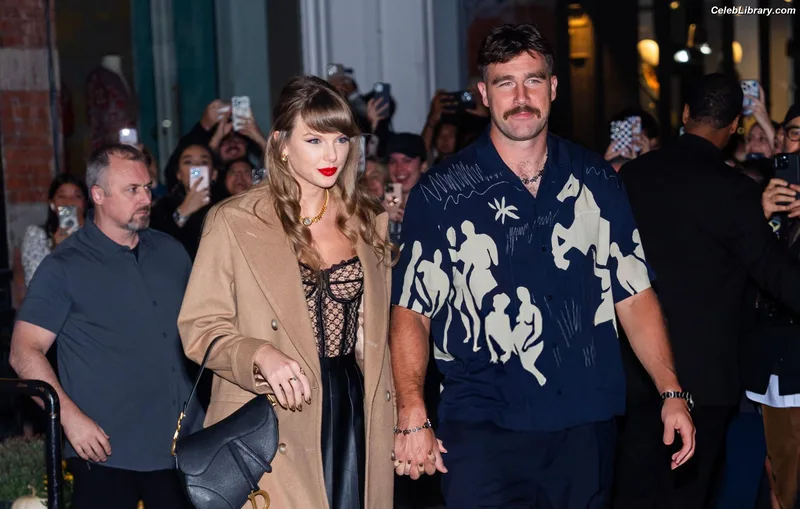 Taylor Swift photo 3 of 4190