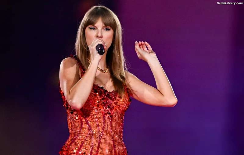 Taylor Swift photo 4 of 4190