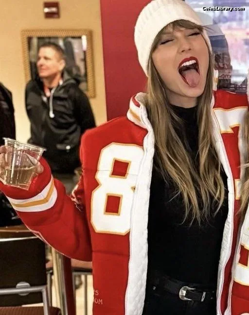 Taylor Swift photo 13 of 4190