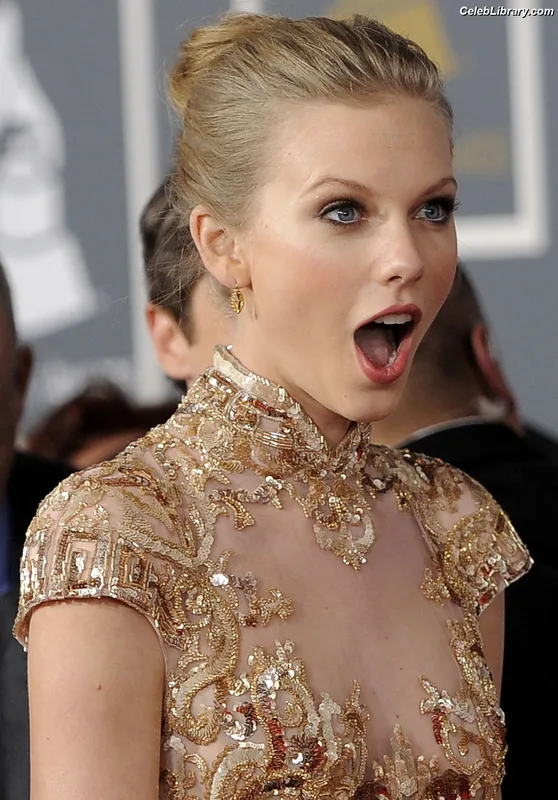Taylor Swift photo 20 of 4190