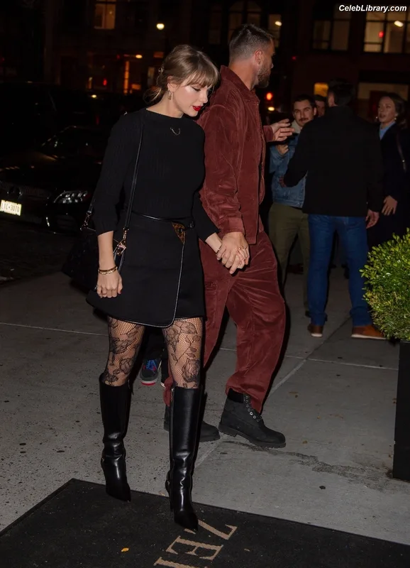 Taylor Swift photo 5 of 4190