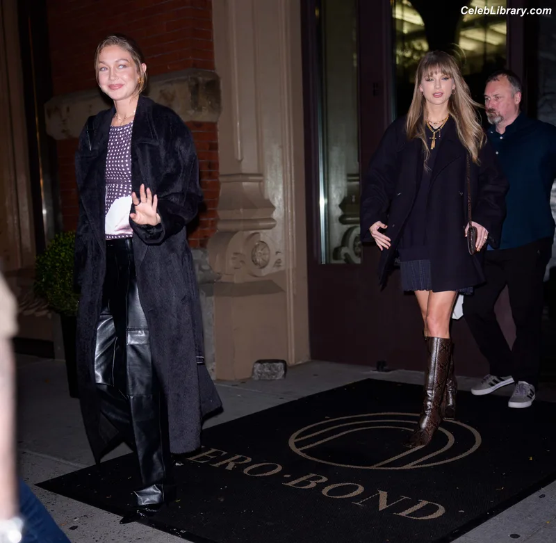 Taylor Swift photo 17 of 4190
