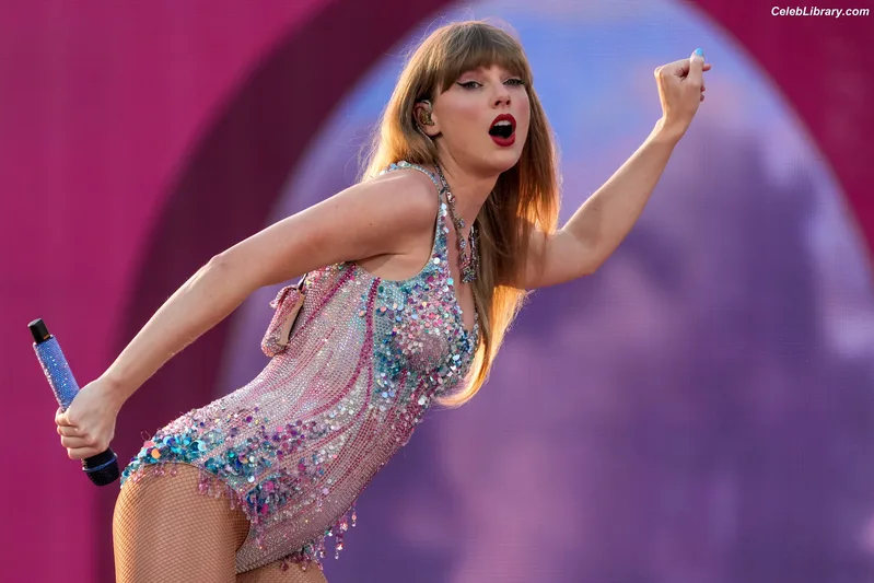 Taylor Swift photo 5 of 4190