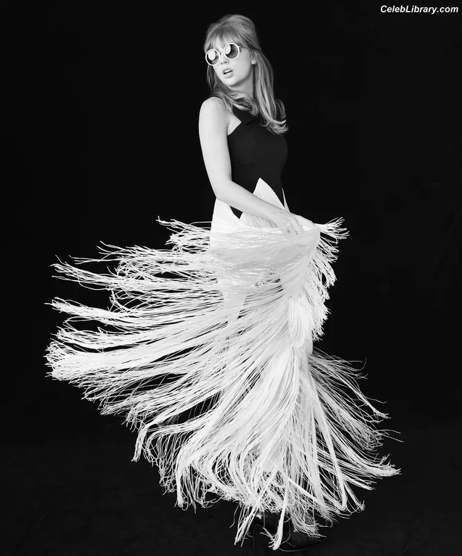 Taylor Swift photo 17 of 4190