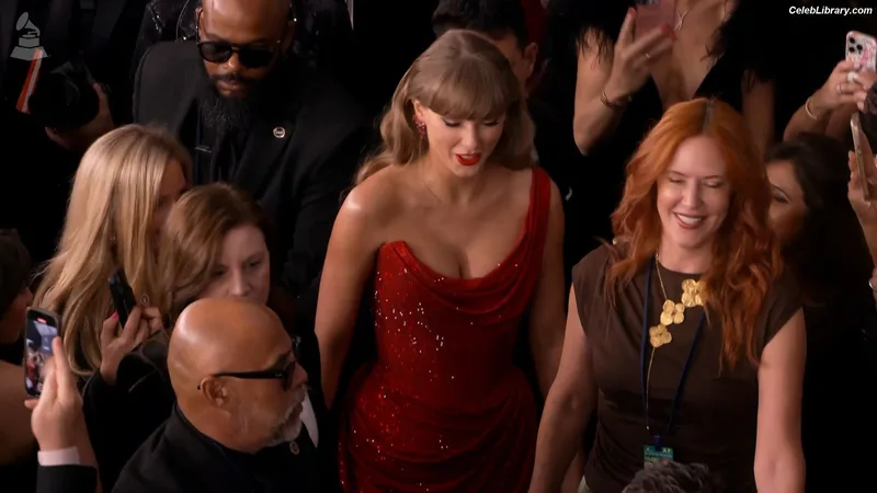 Taylor Swift photo 12 of 4190