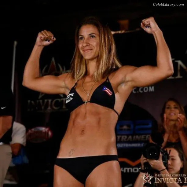 Tecia Pennington photo 5 of 256