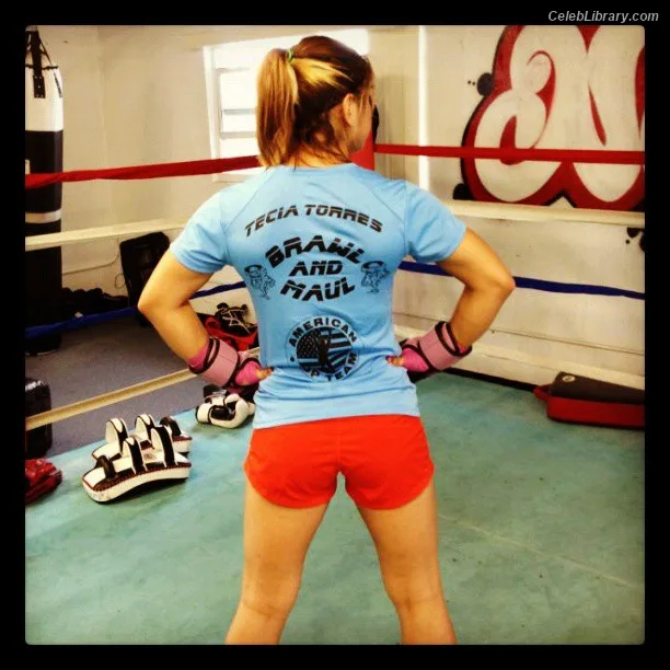 Tecia Pennington photo 16 of 256